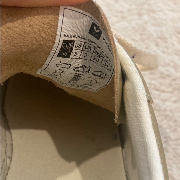 Veja Gold Sneakers - Picture 11 of 12